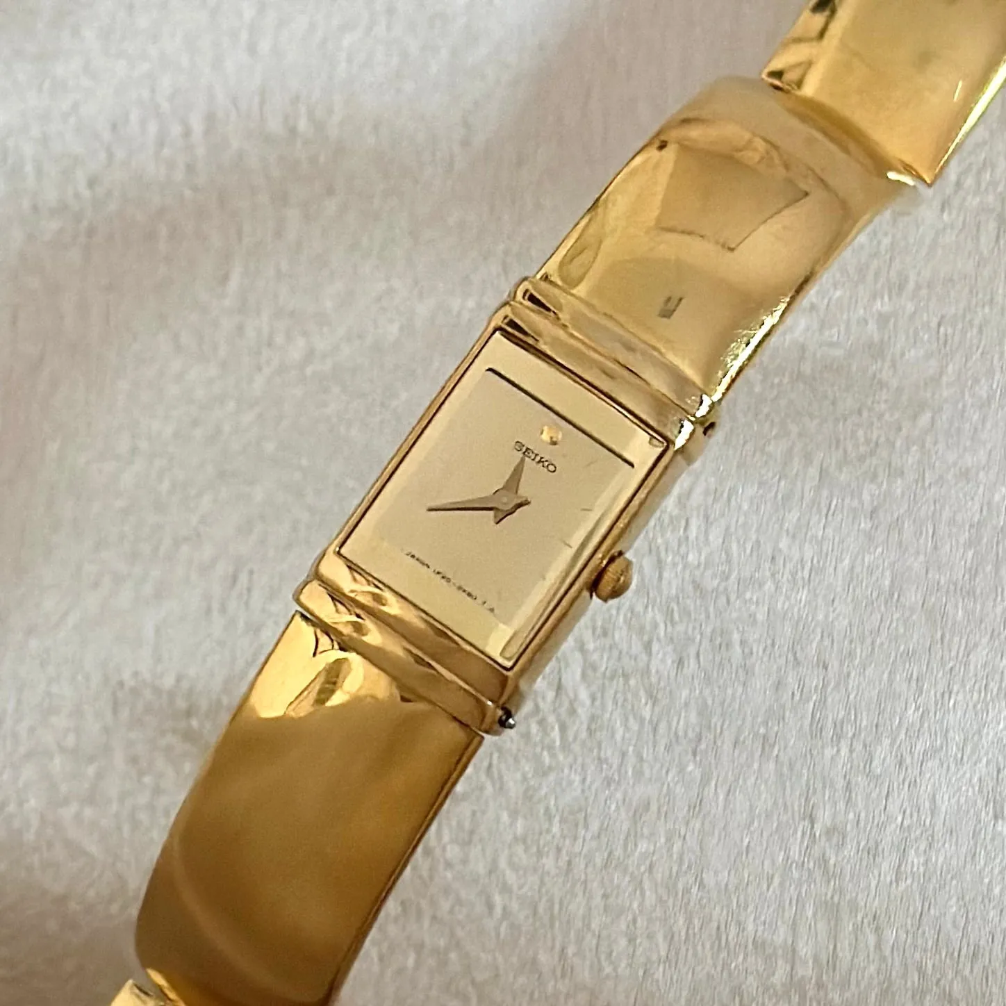 VINTAGE SEIKO WATCH