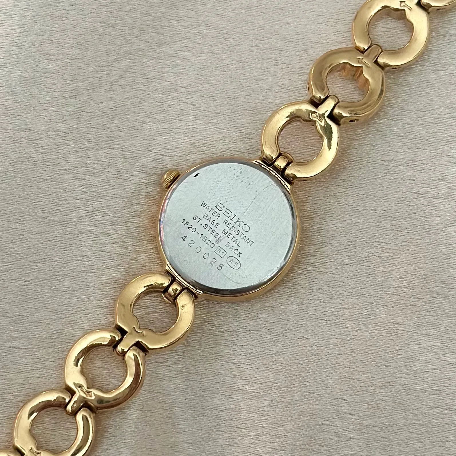 VINTAGE SEIKO WATCH
