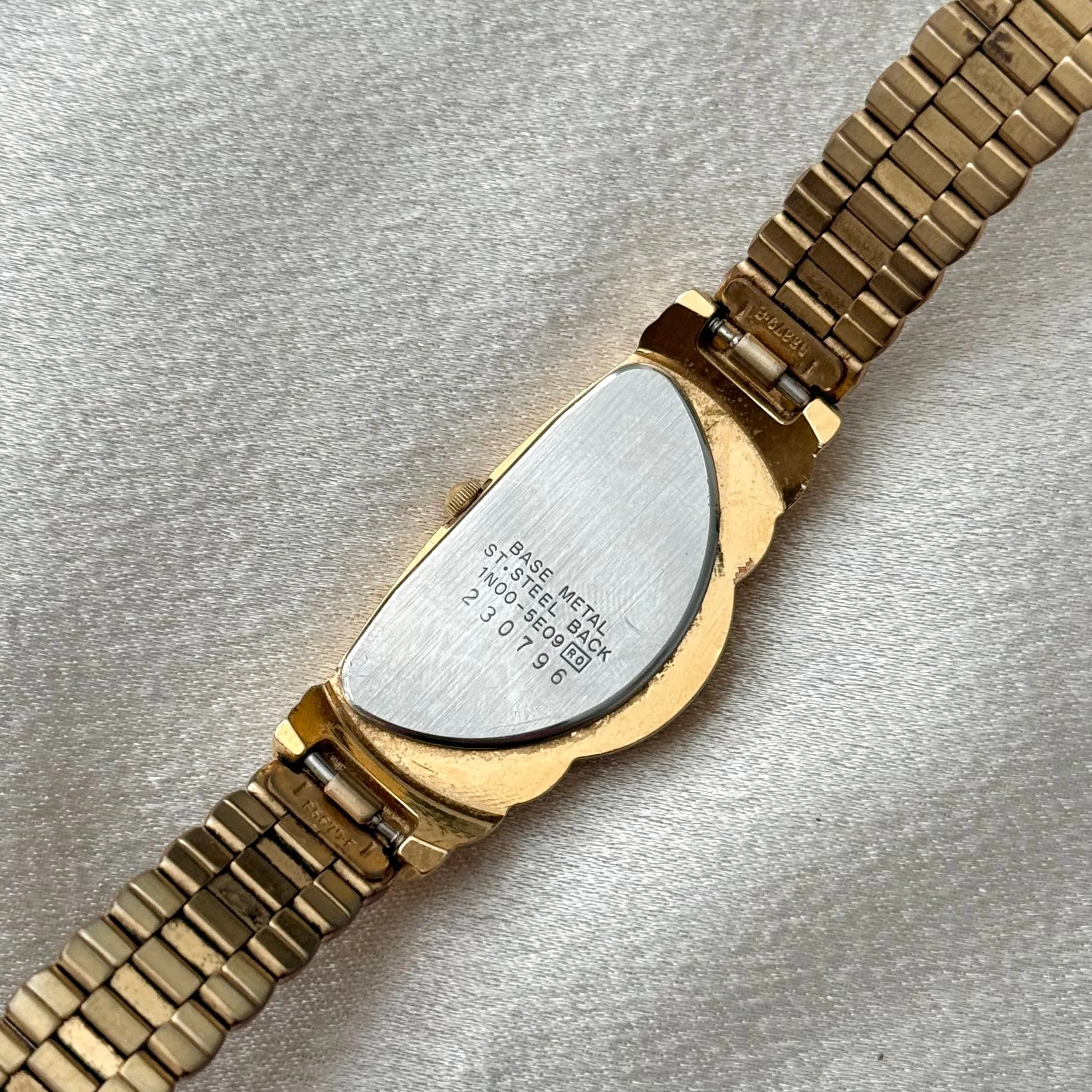 VINTAGE SEIKO WATCH