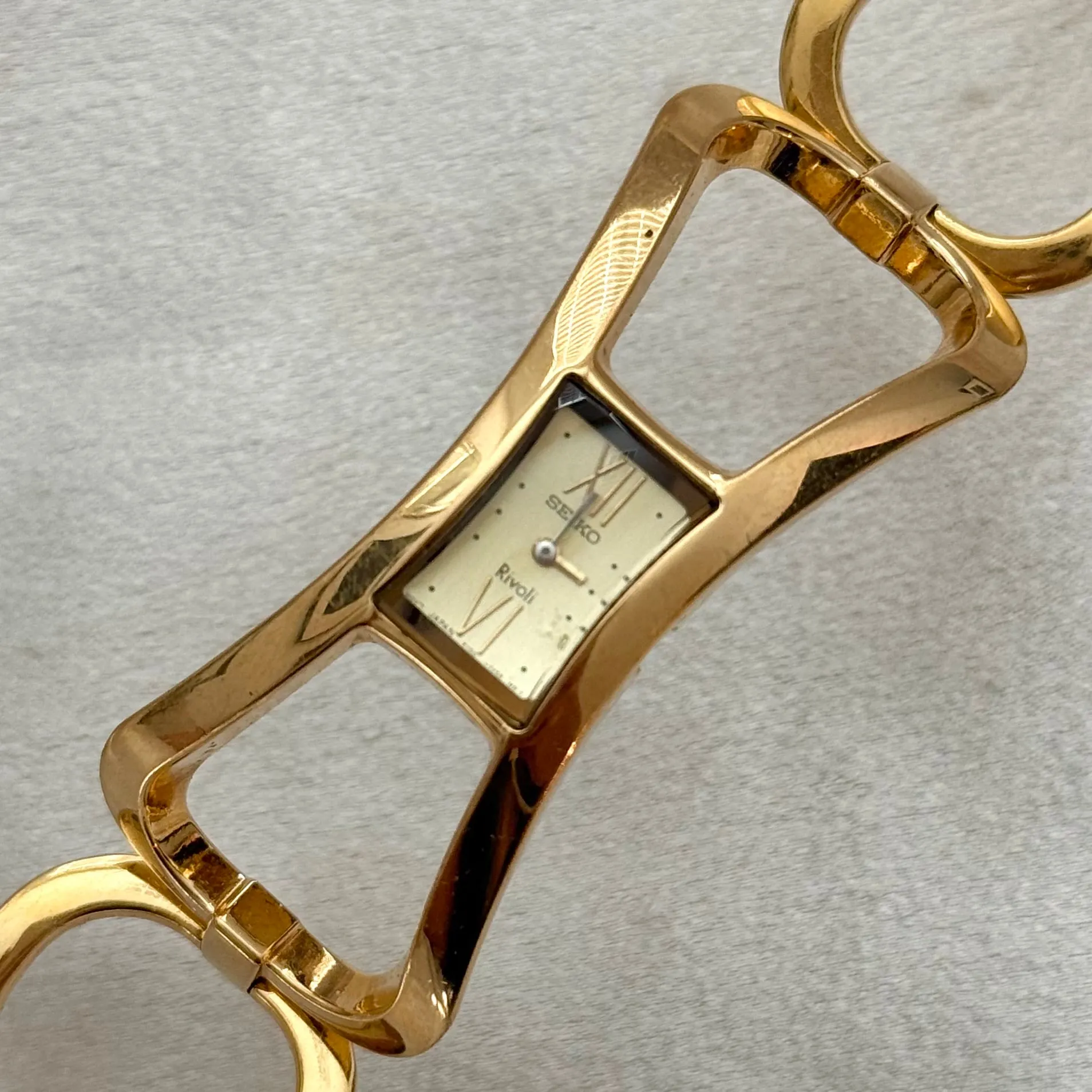VINTAGE SEIKO WATCH