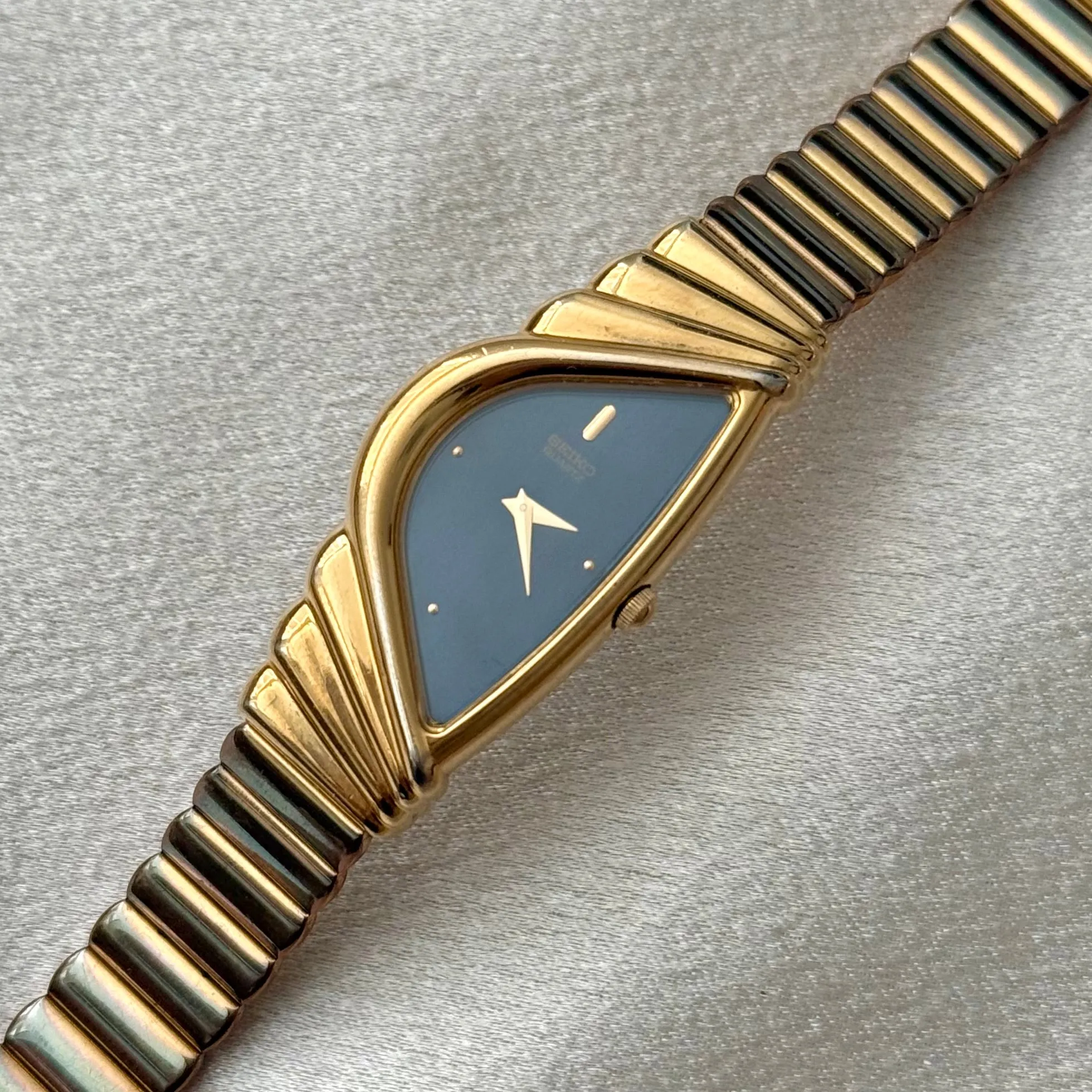 VINTAGE SEIKO WATCH