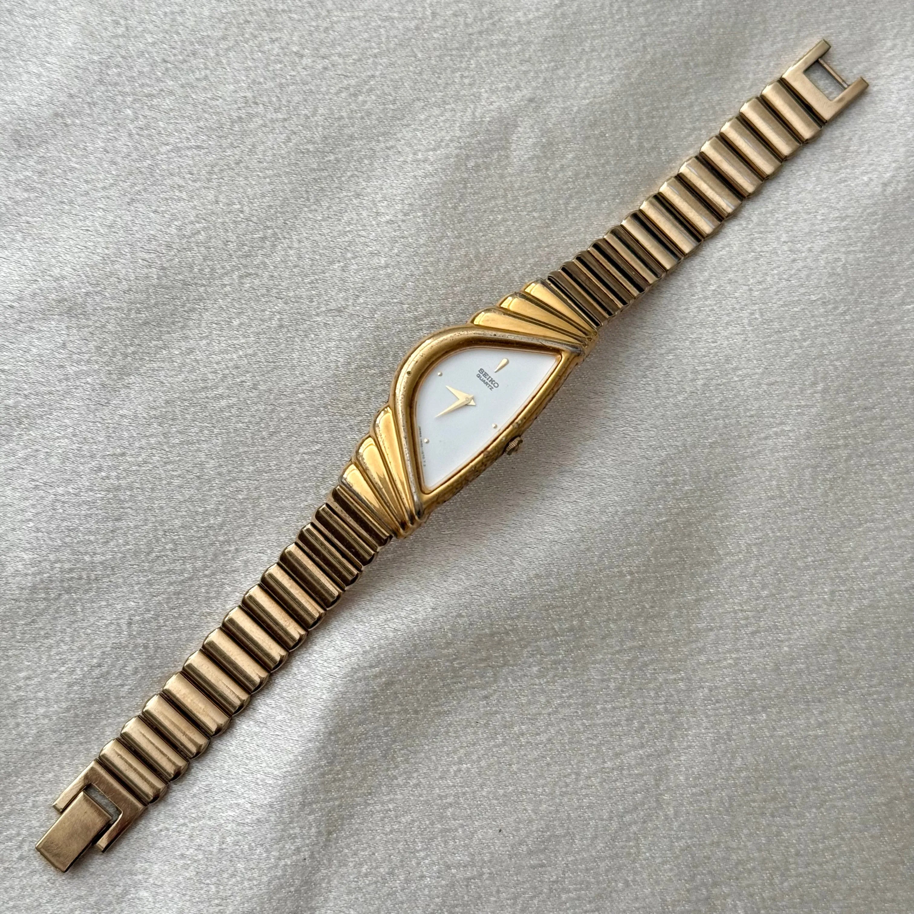 VINTAGE SEIKO WATCH