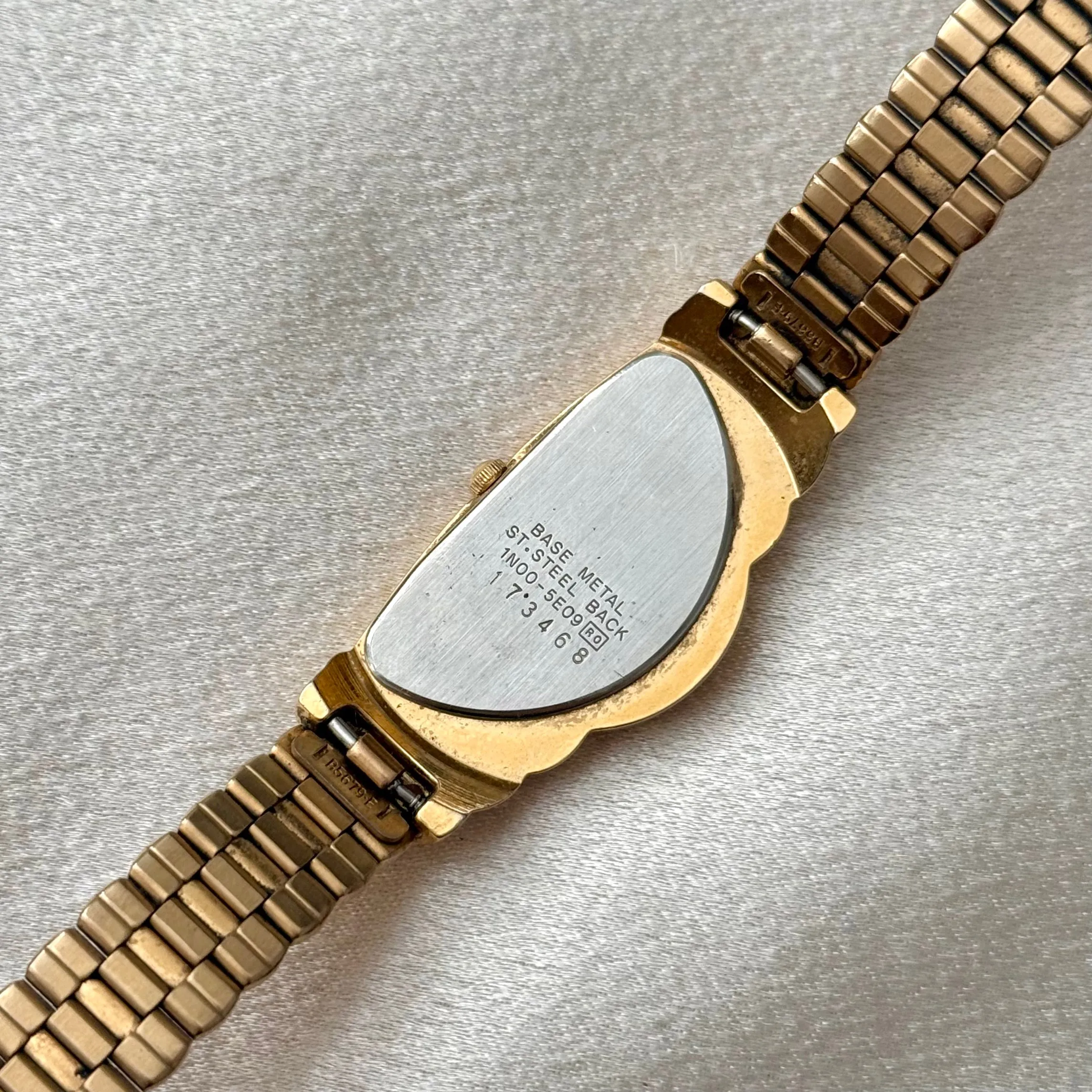 VINTAGE SEIKO WATCH