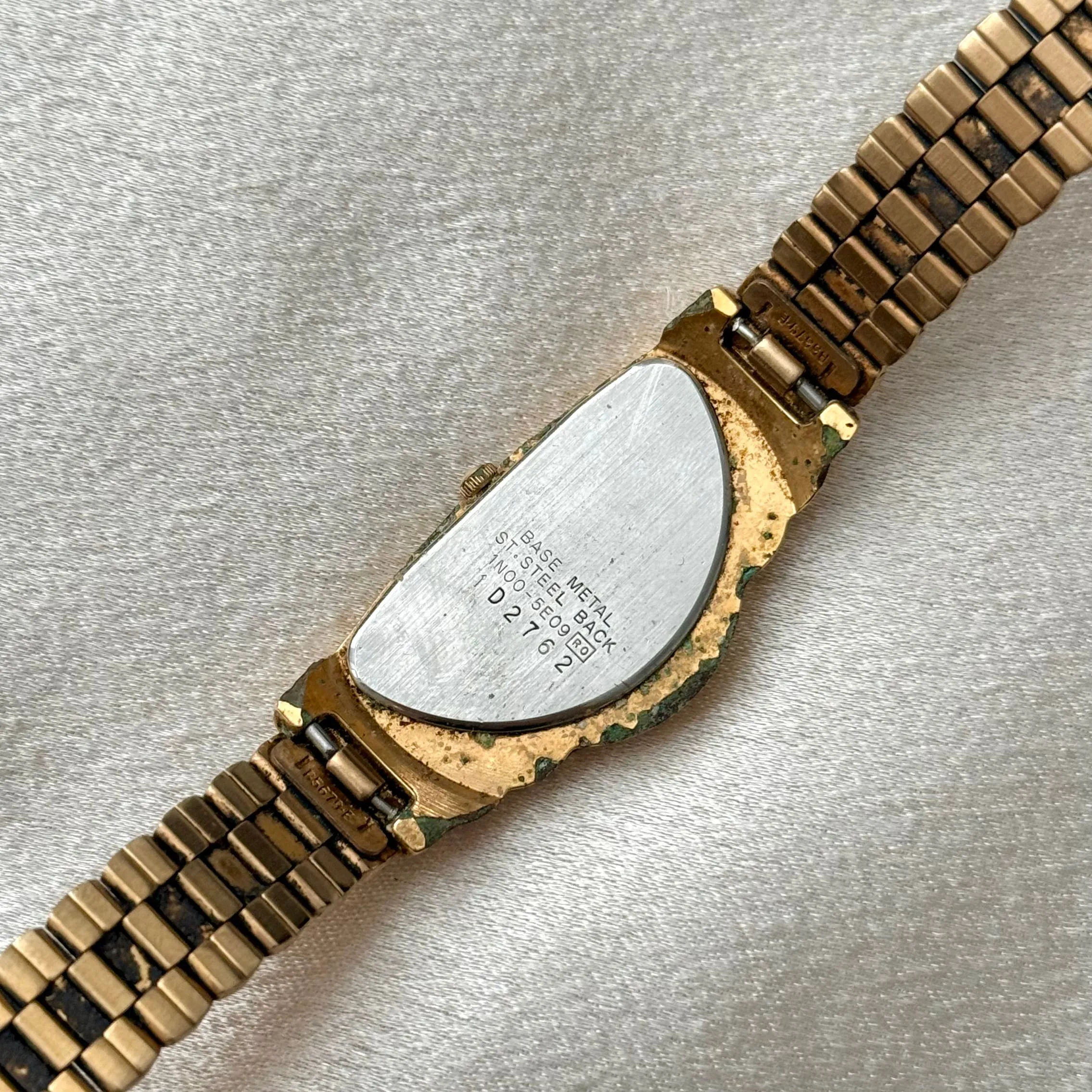 VINTAGE SEIKO WATCH