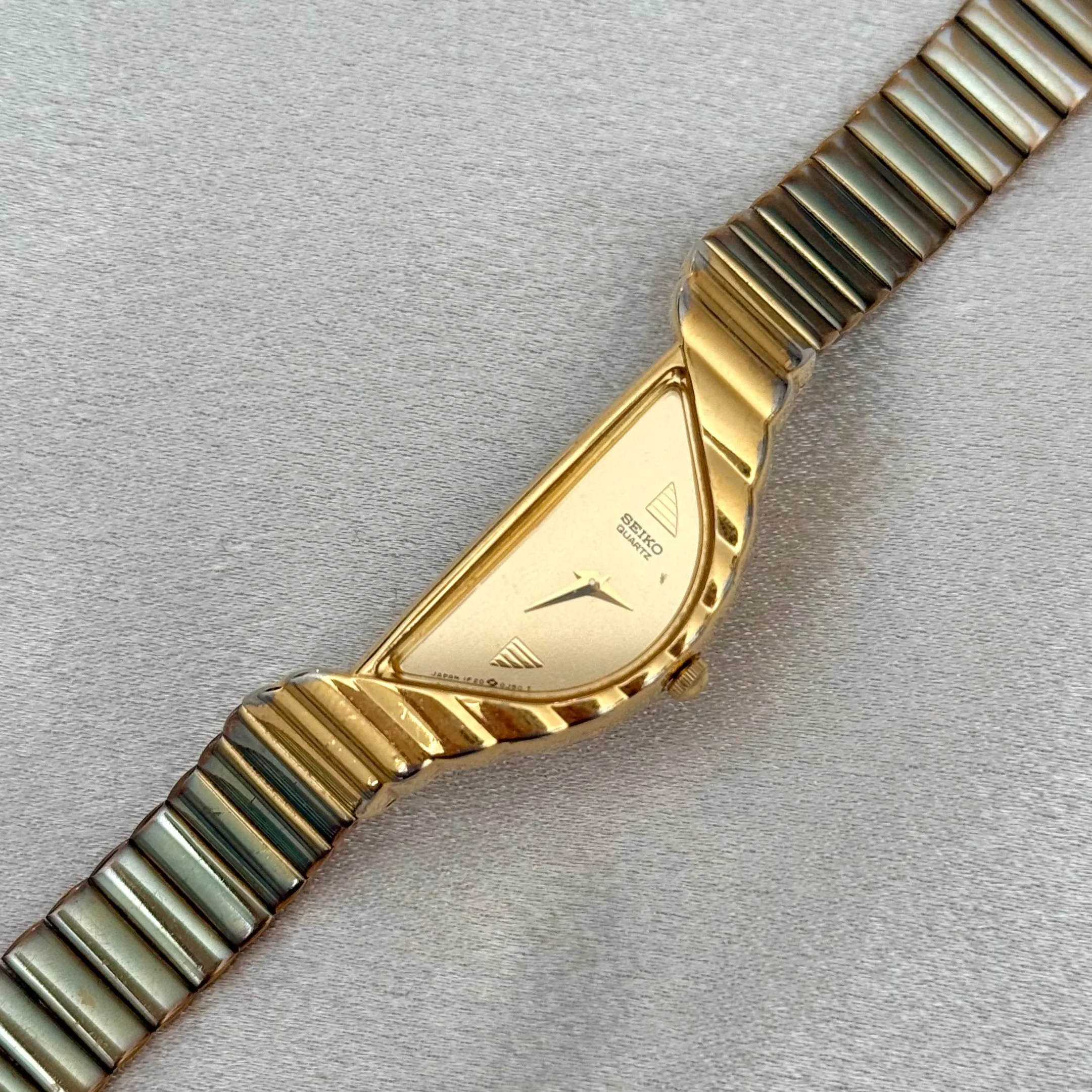 VINTAGE SEIKO WATCH
