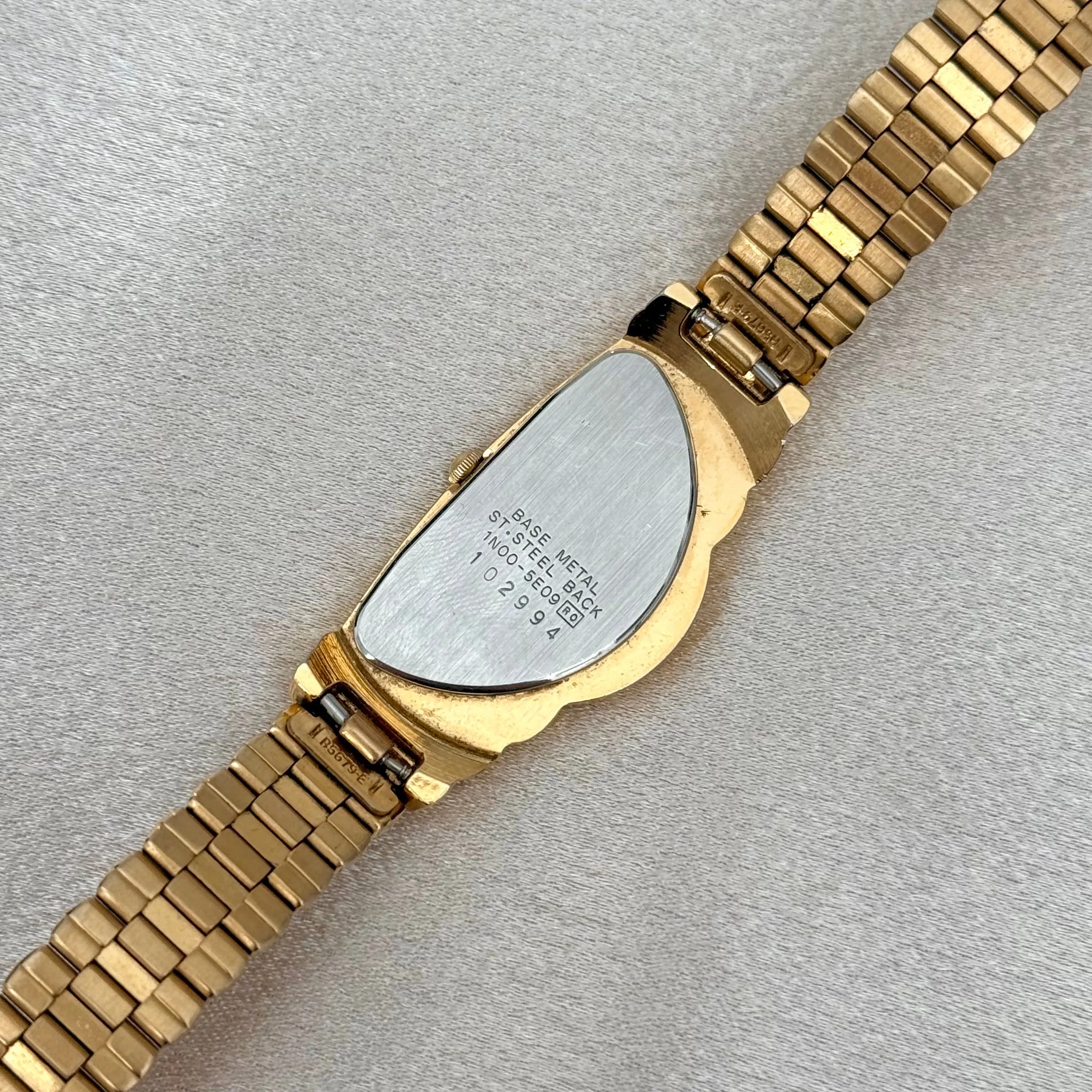 VINTAGE SEIKO WATCH