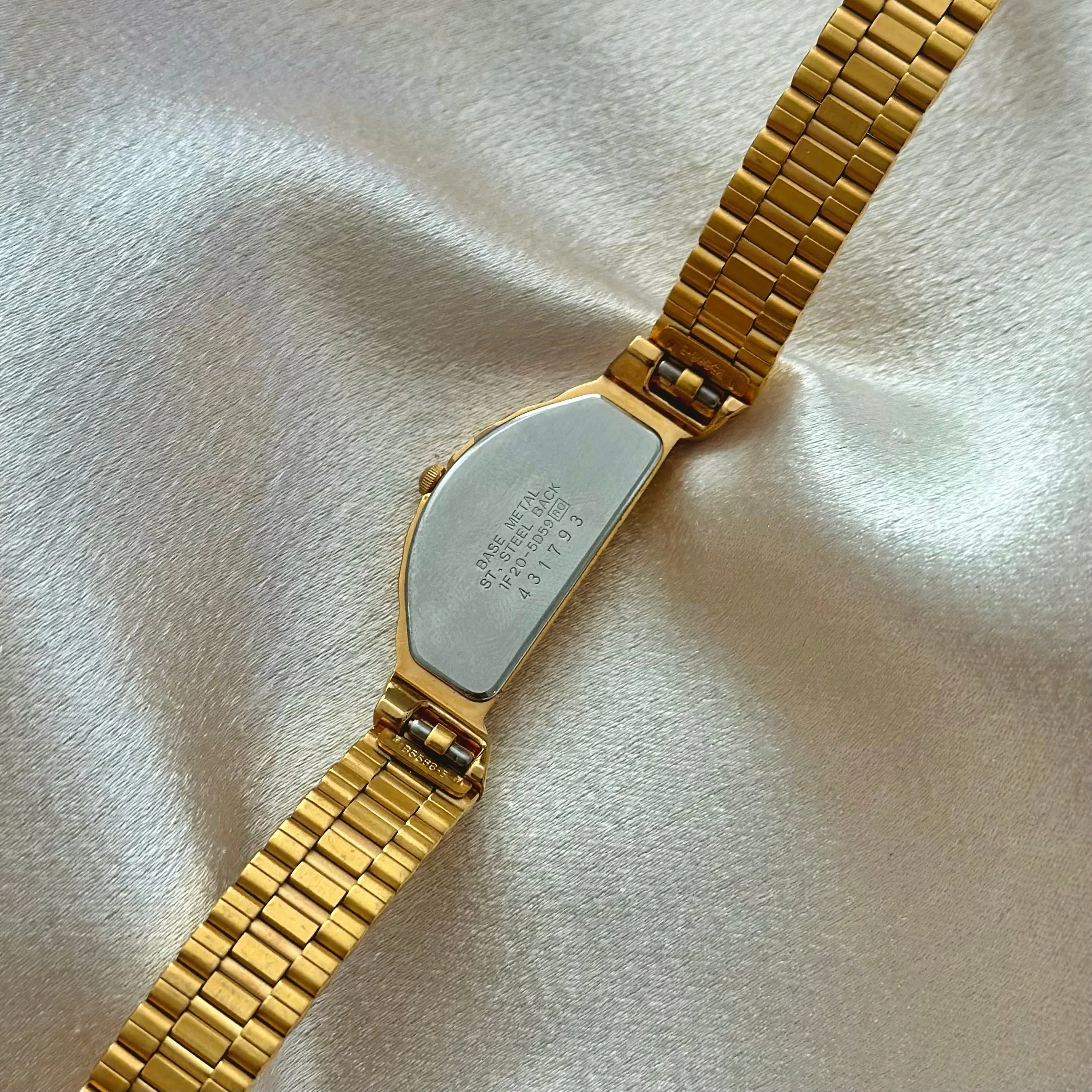 VINTAGE SEIKO WATCH