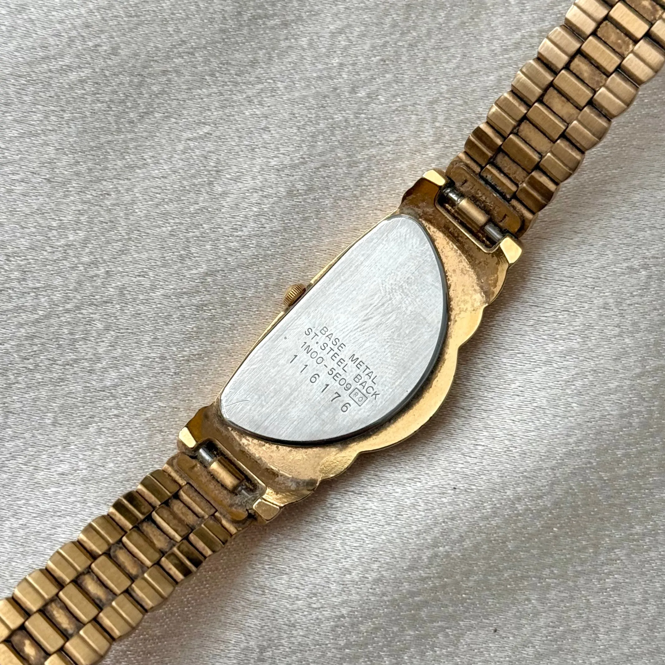VINTAGE SEIKO WATCH