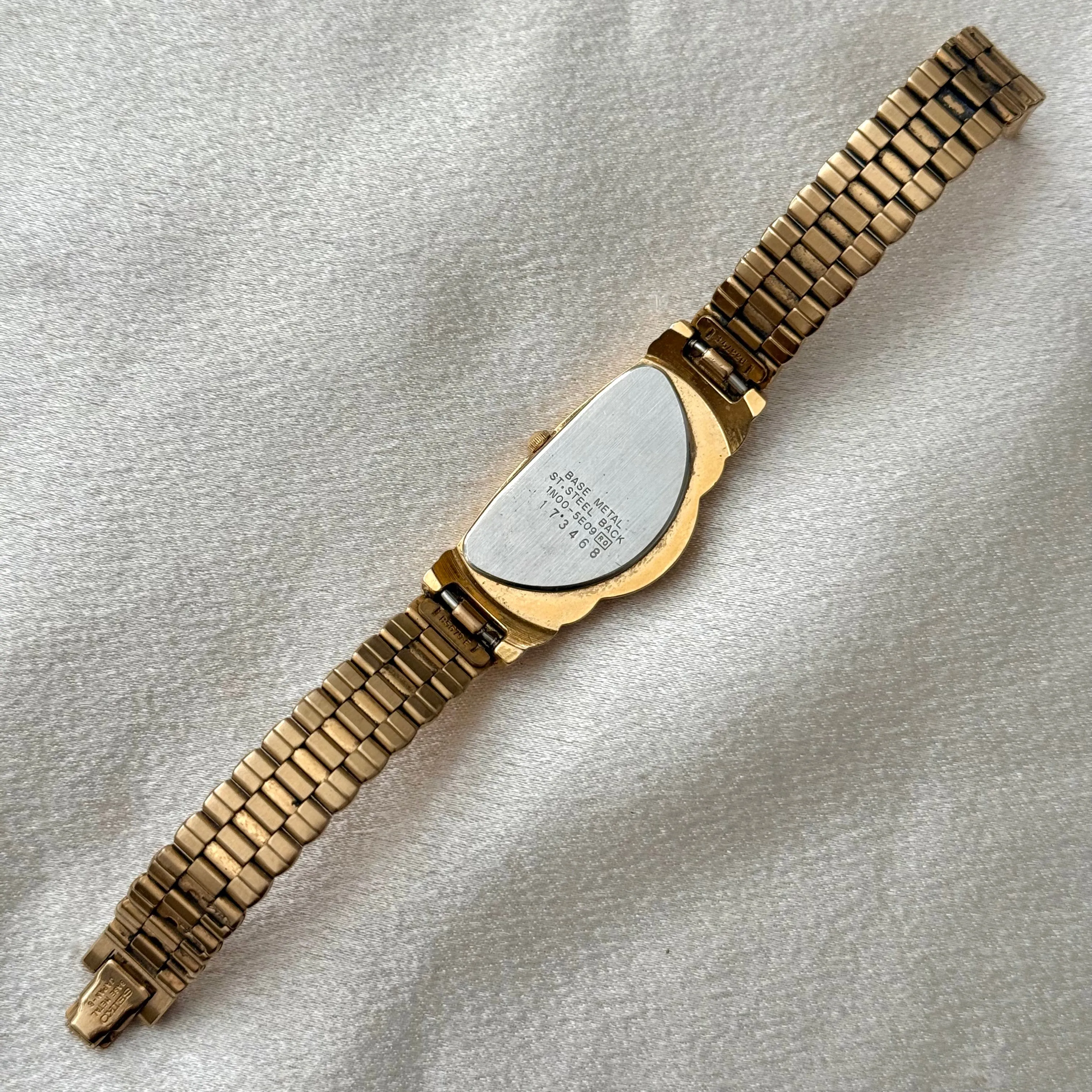 VINTAGE SEIKO WATCH