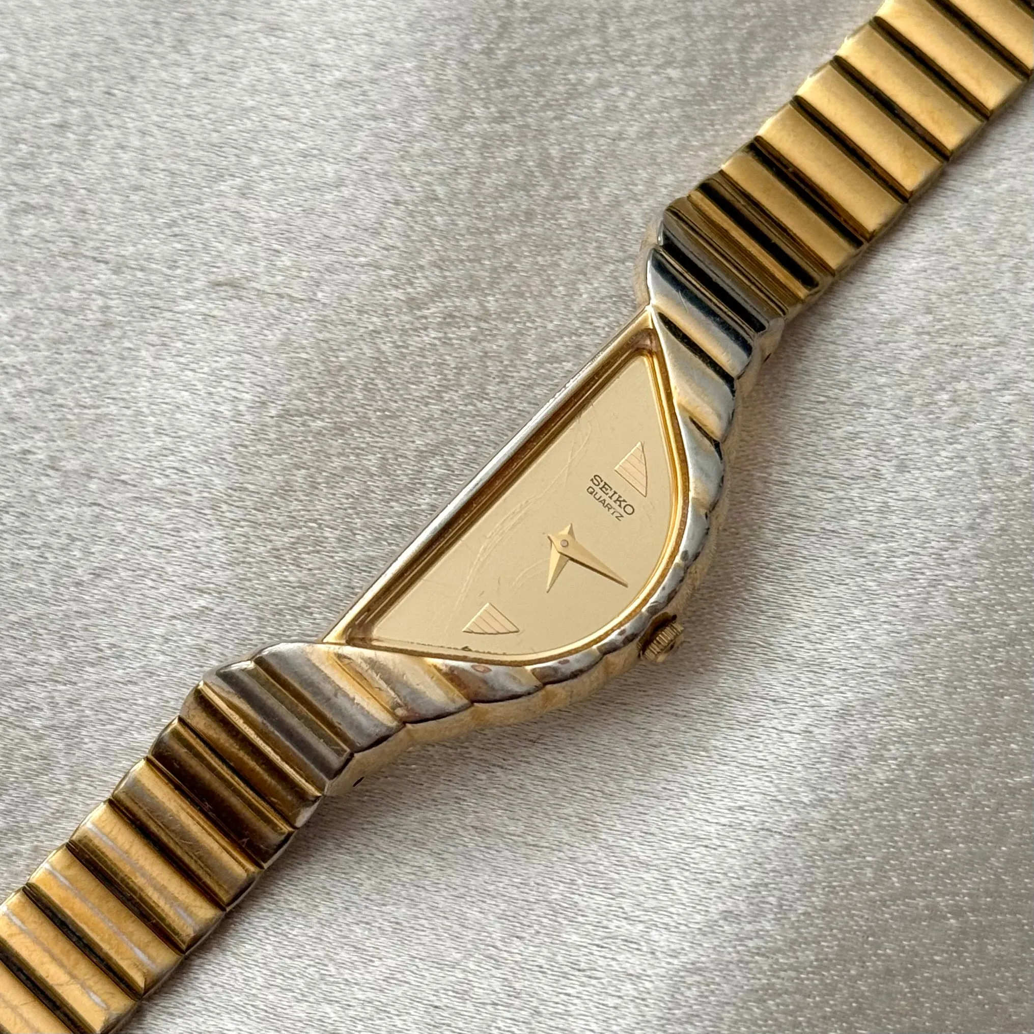 VINTAGE SEIKO WATCH