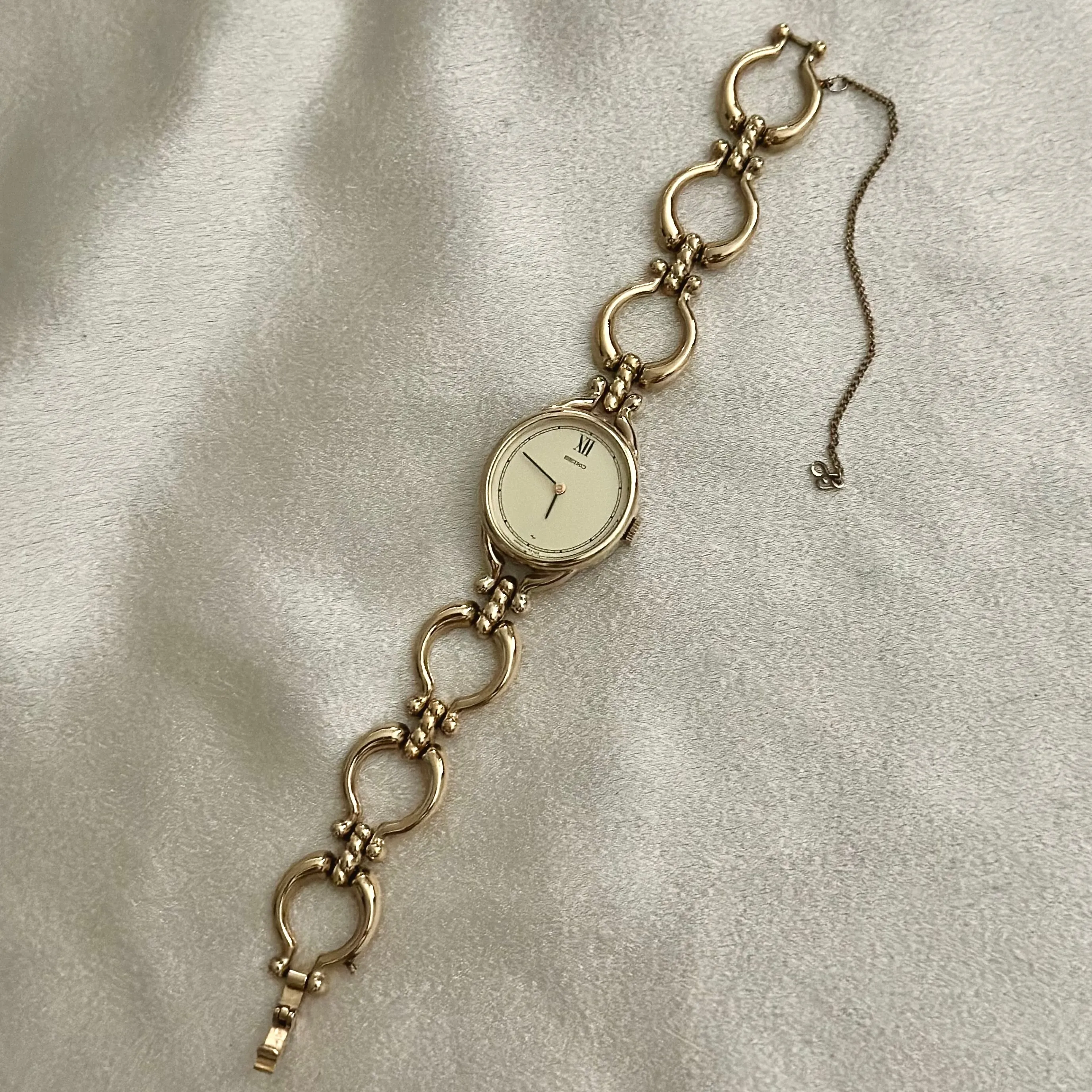 VINTAGE SEIKO WATCH