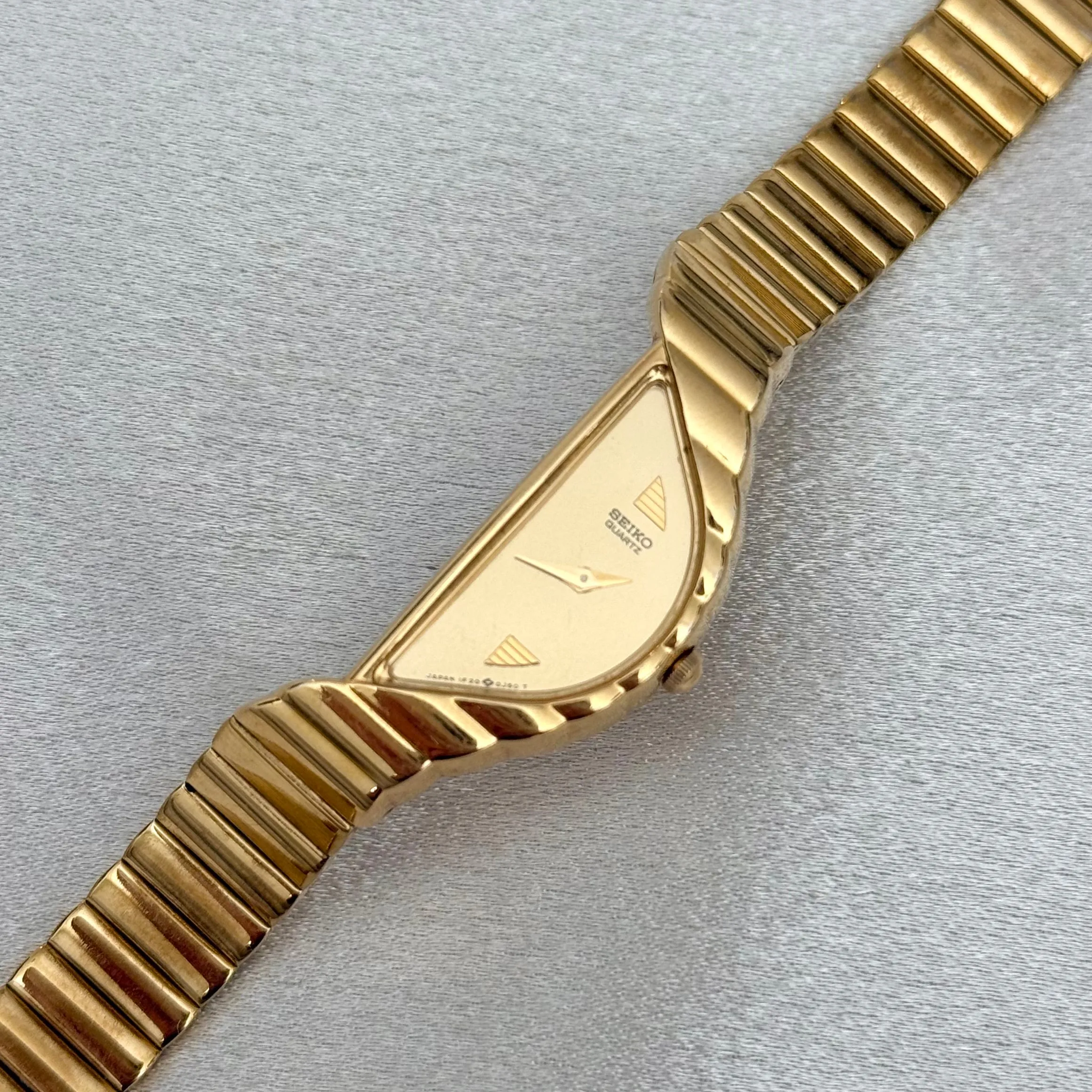 VINTAGE SEIKO WATCH