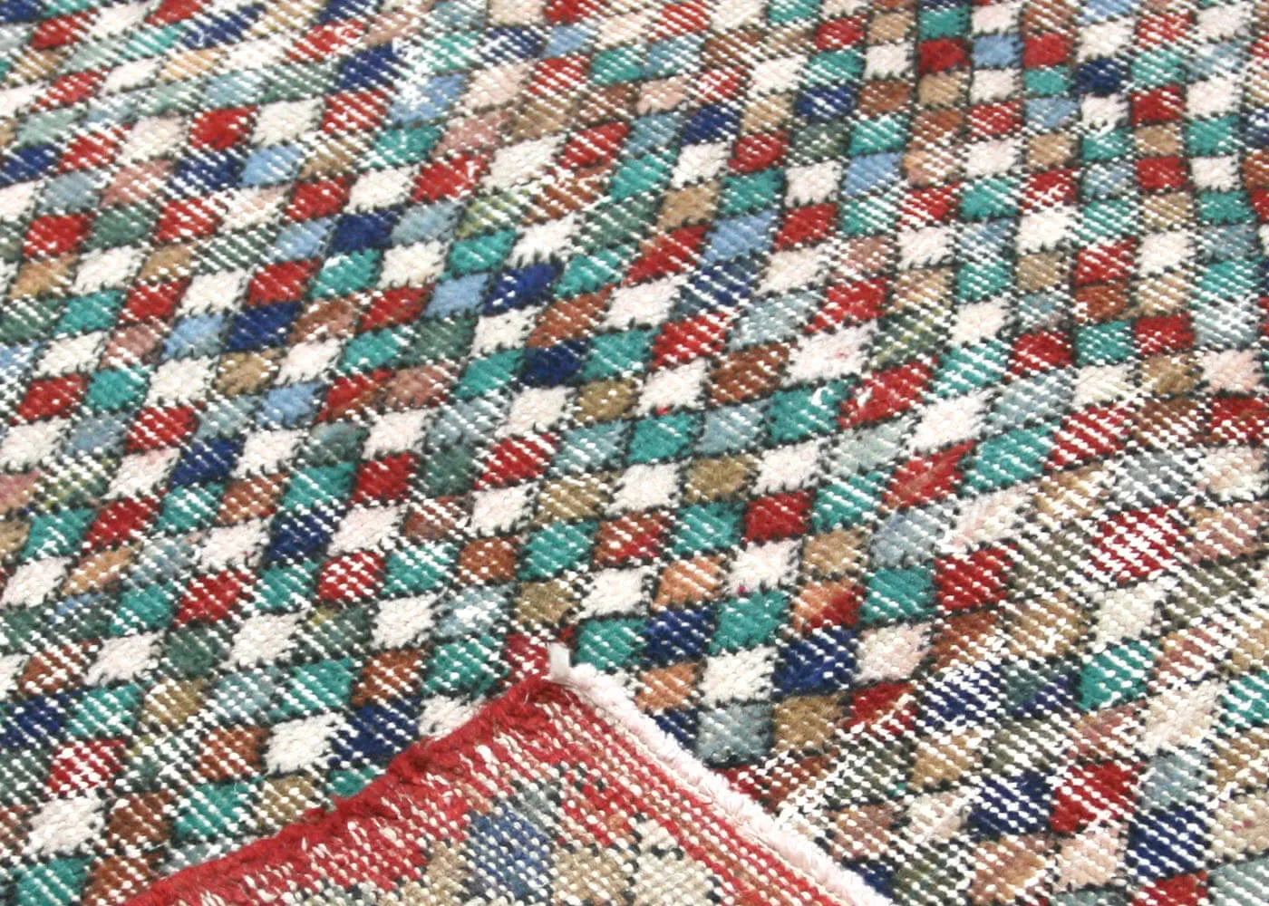 Vintage Turkish Mid-Century-Modern Rug - 5'10" x 9'6"