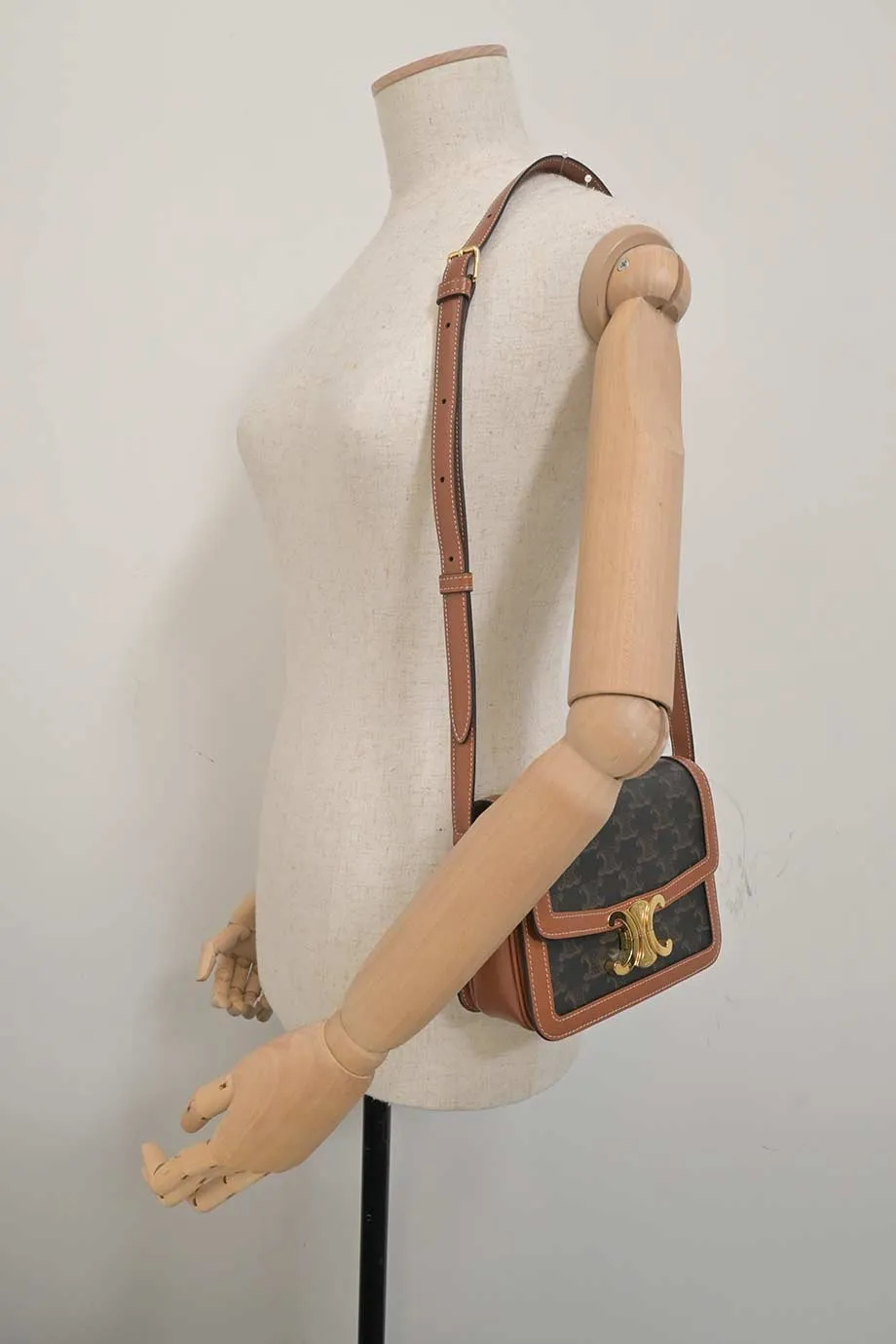[WB6746] Celine | Cross-Body Bag
