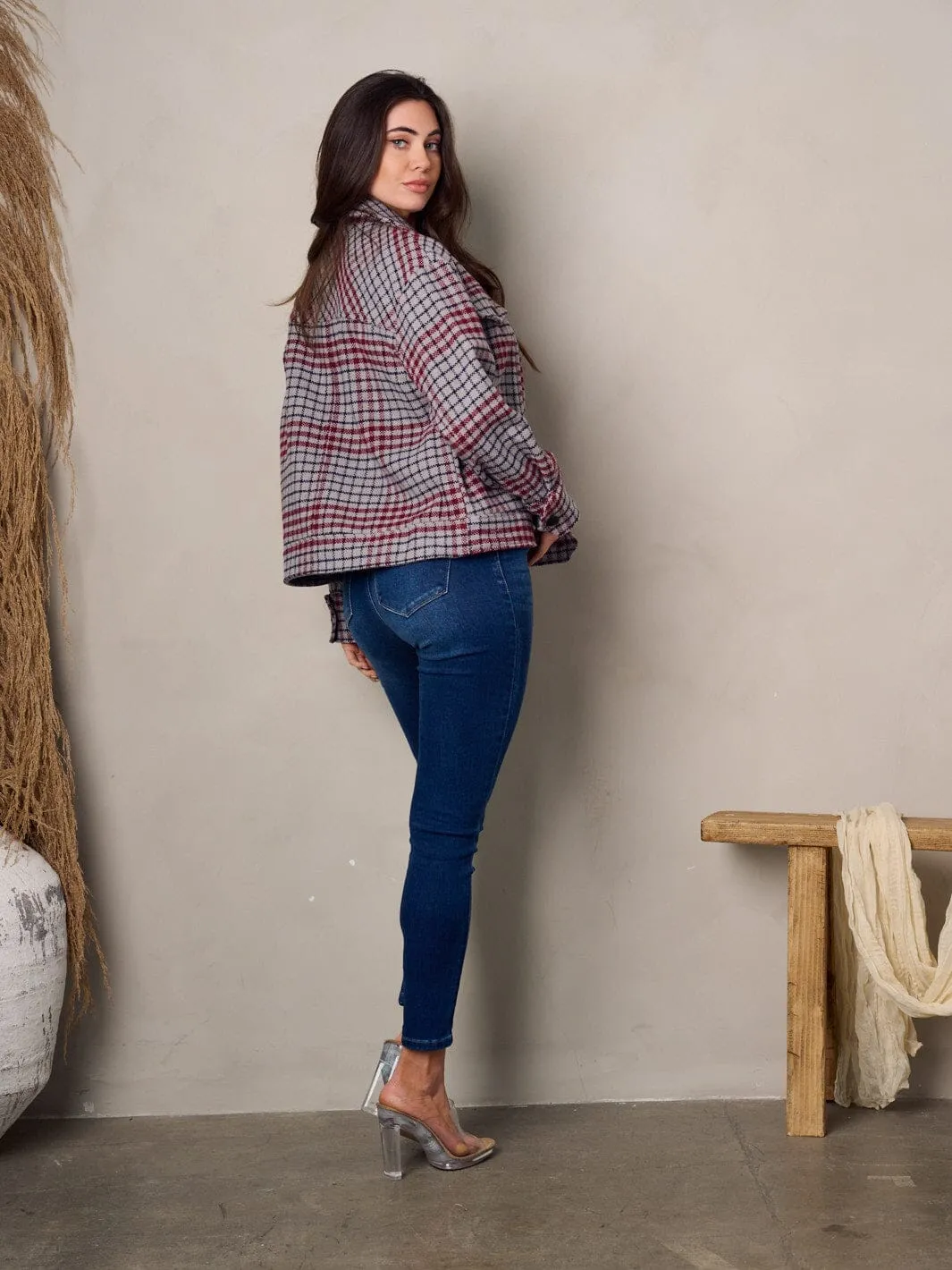WOMEN'S LONG SLEEVE POCKETS BUTTON CLOSURE PLAID JACKET