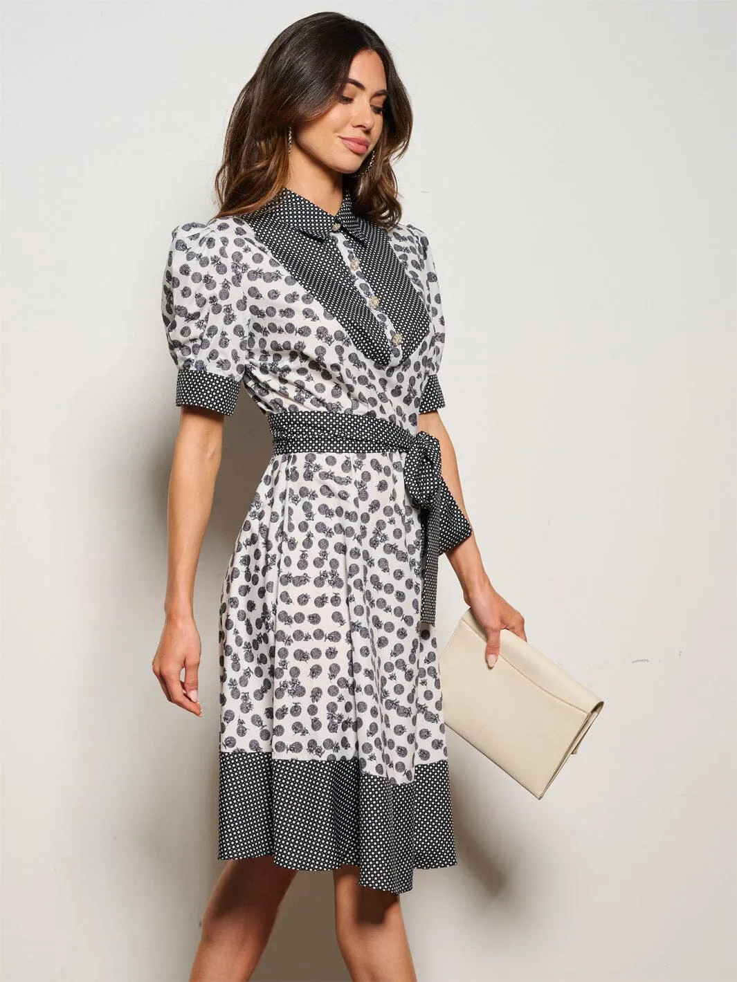 WOMEN'S SHORT PUFF SLEEVE BUTTON UP SELF TIE PRINTED MIDI DRESS