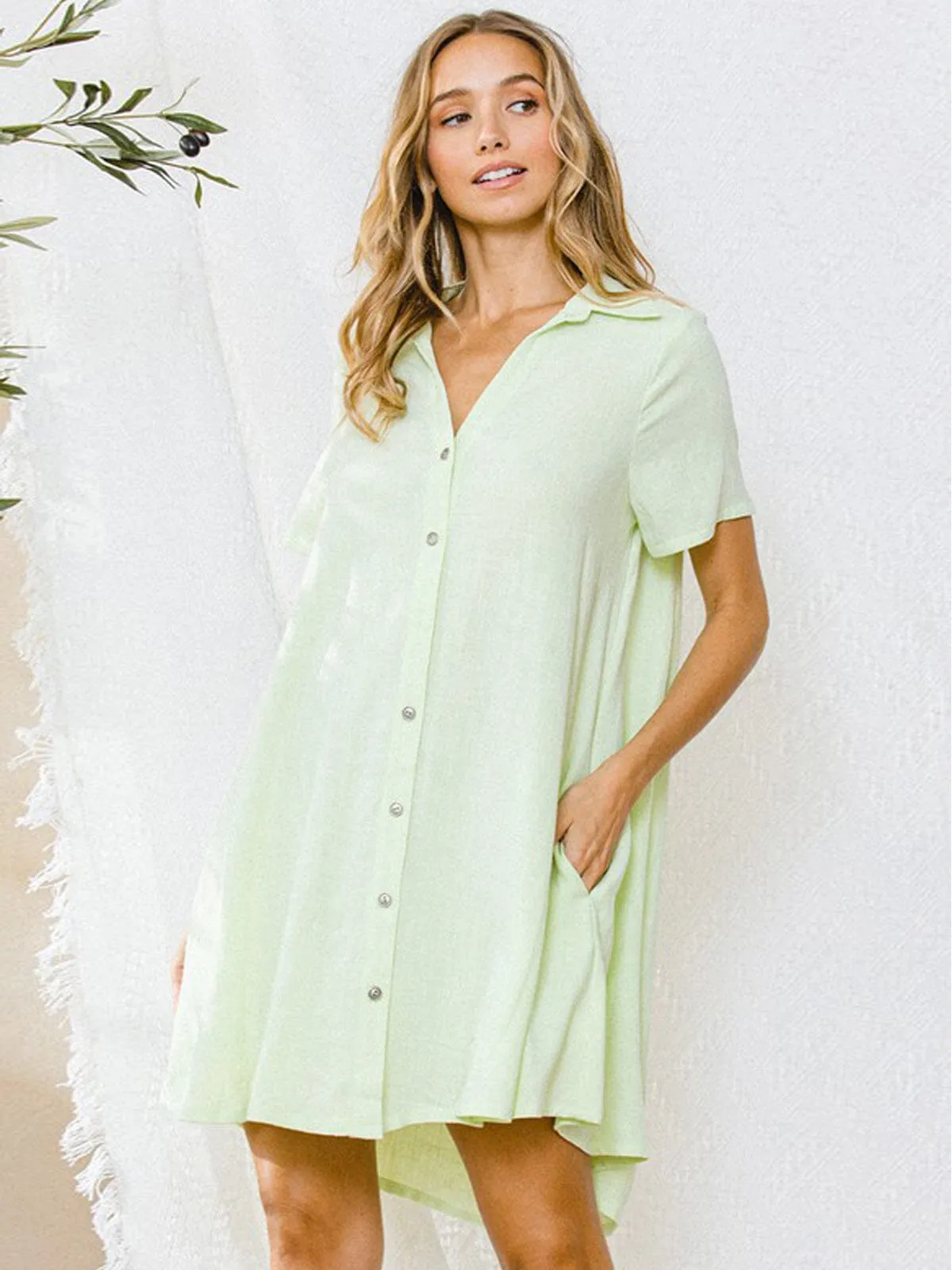 WOMEN'S SHORT SLEEVE POCKETS BUTTON UP MINI DRESS