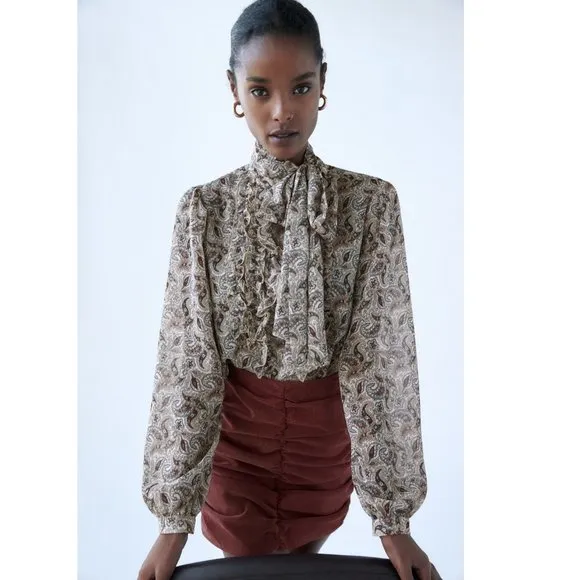 Zara Corduroy Draped Mini Skirt in Wine Mauve Size Medium